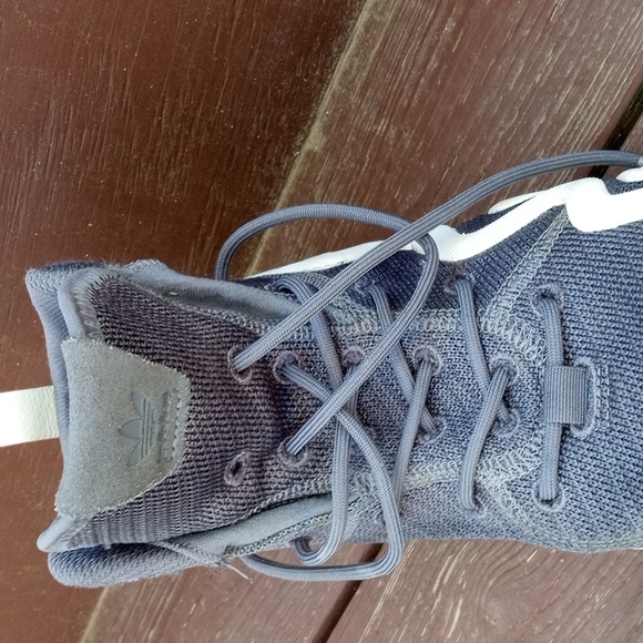 Adidas - Picture 5 of 5